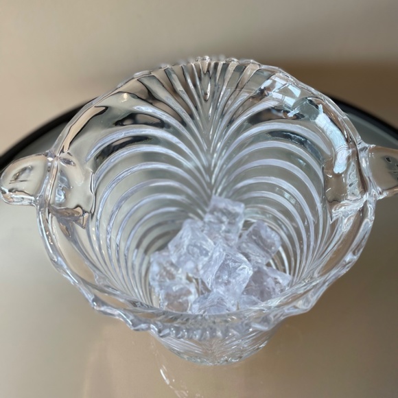 Vase pour champagne - Picture 2 of 5